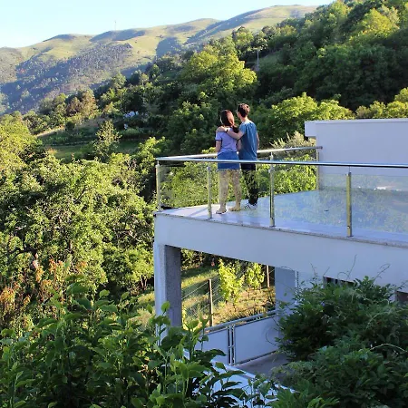 Casa Do Eiro רסנדה