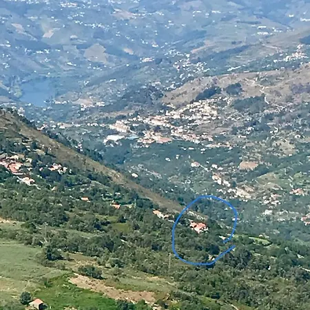 Casa Do Eiro * רסנדה