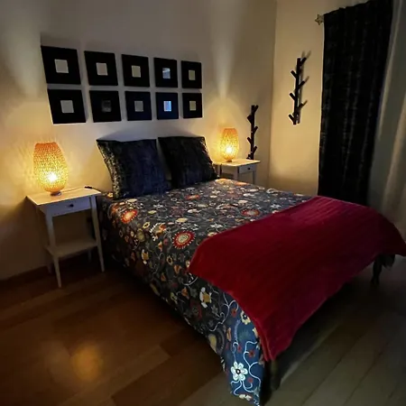 Casa Do Eiro רסנדה